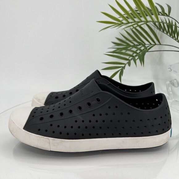 Native Jefferson Slip On Clog Sneaker Size 11 Perforated Rubber Gray Water Shoe - Picture 4 of 10